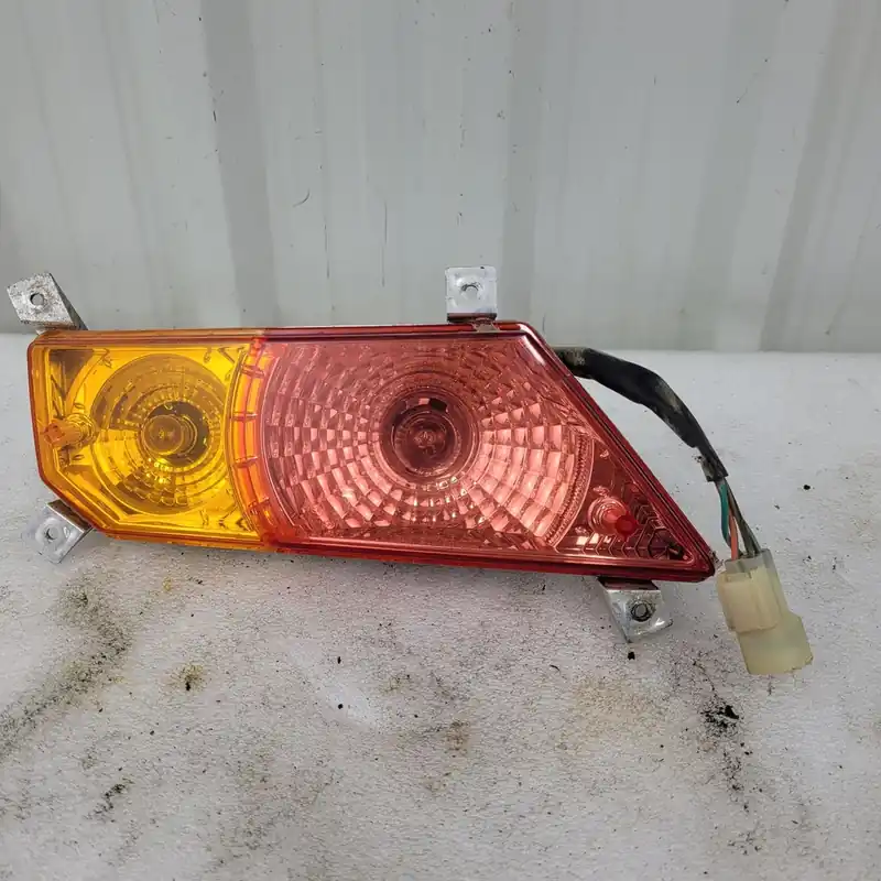 tail light ,right hand Commander Vite